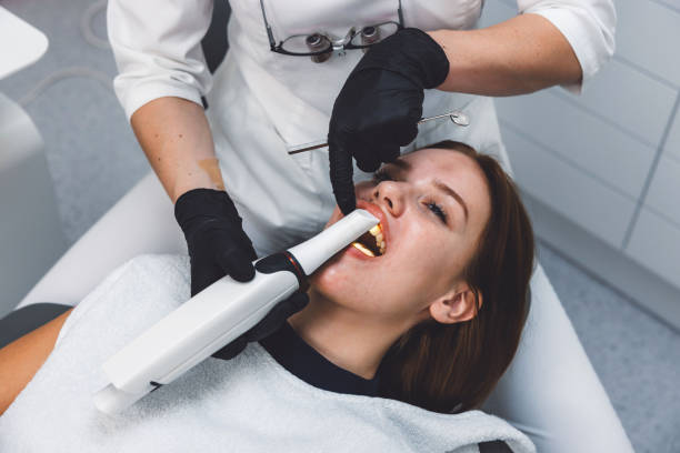 Best Weekend Emergency Dentist in Seminole Manor, FL